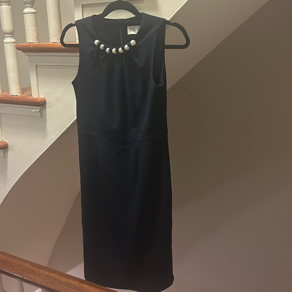 Eliza J Faux Pearl Neckline Sleeveless Midi Dress Navy size 4